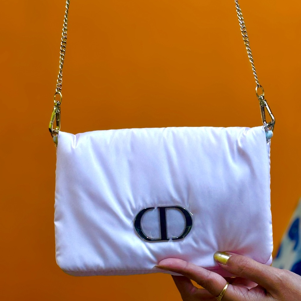 Dior Soft Pink Trousseau Sling Elegant Cosmetic Bag with attached silver chain - Picture 6 of 11